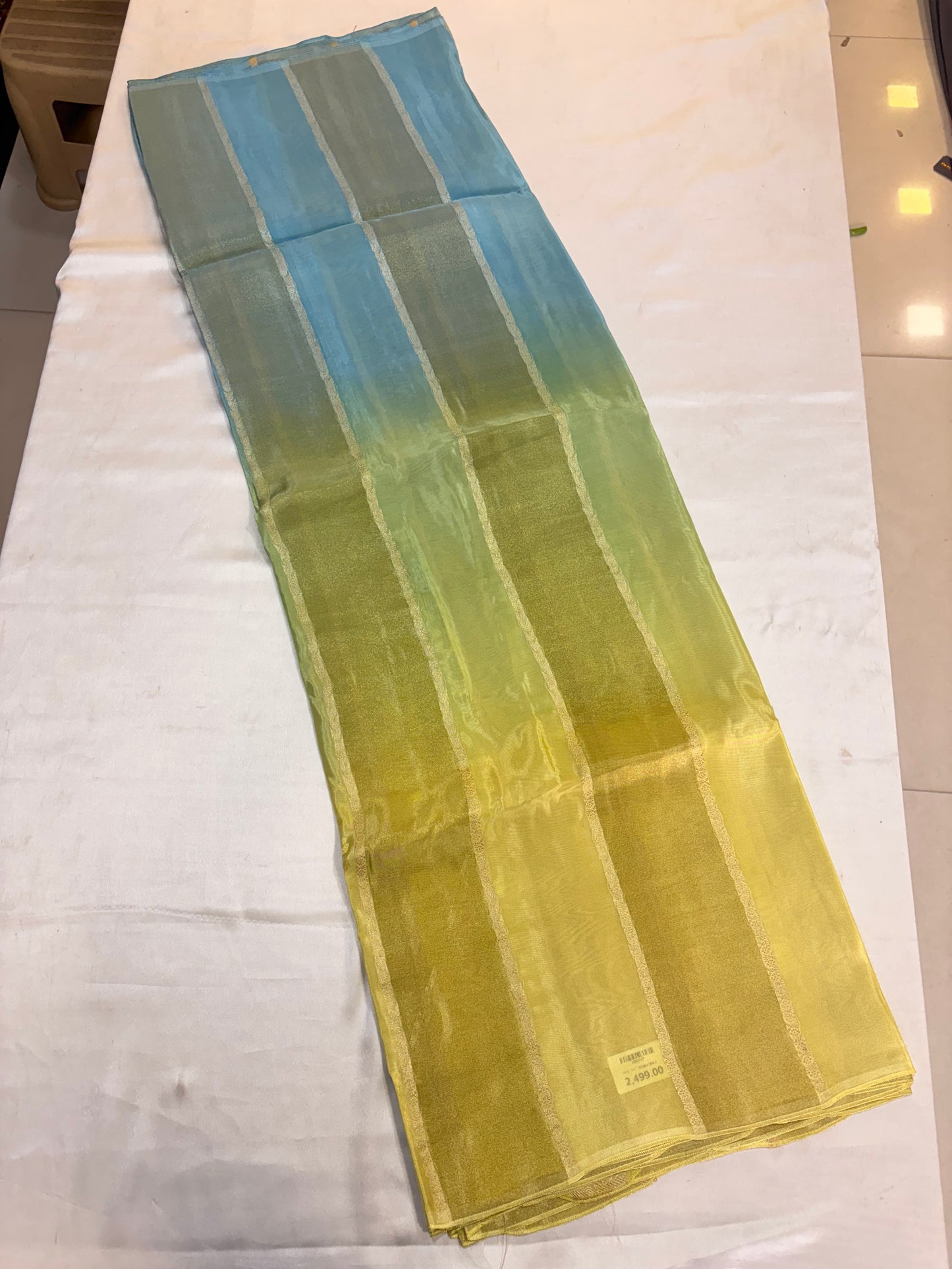 PREMIUM CHINON CREAPE SAREE DUAL SHADED