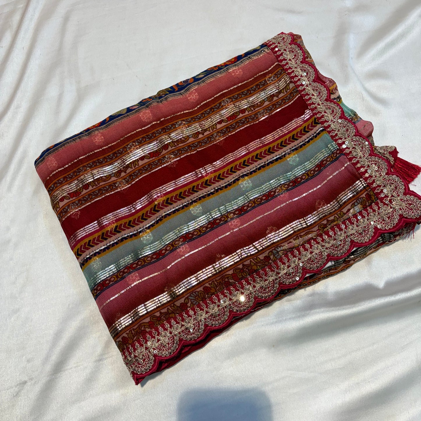 PREMIUM MULTI COLOUR GEORGETTE SAREE WITH LACE BORDER