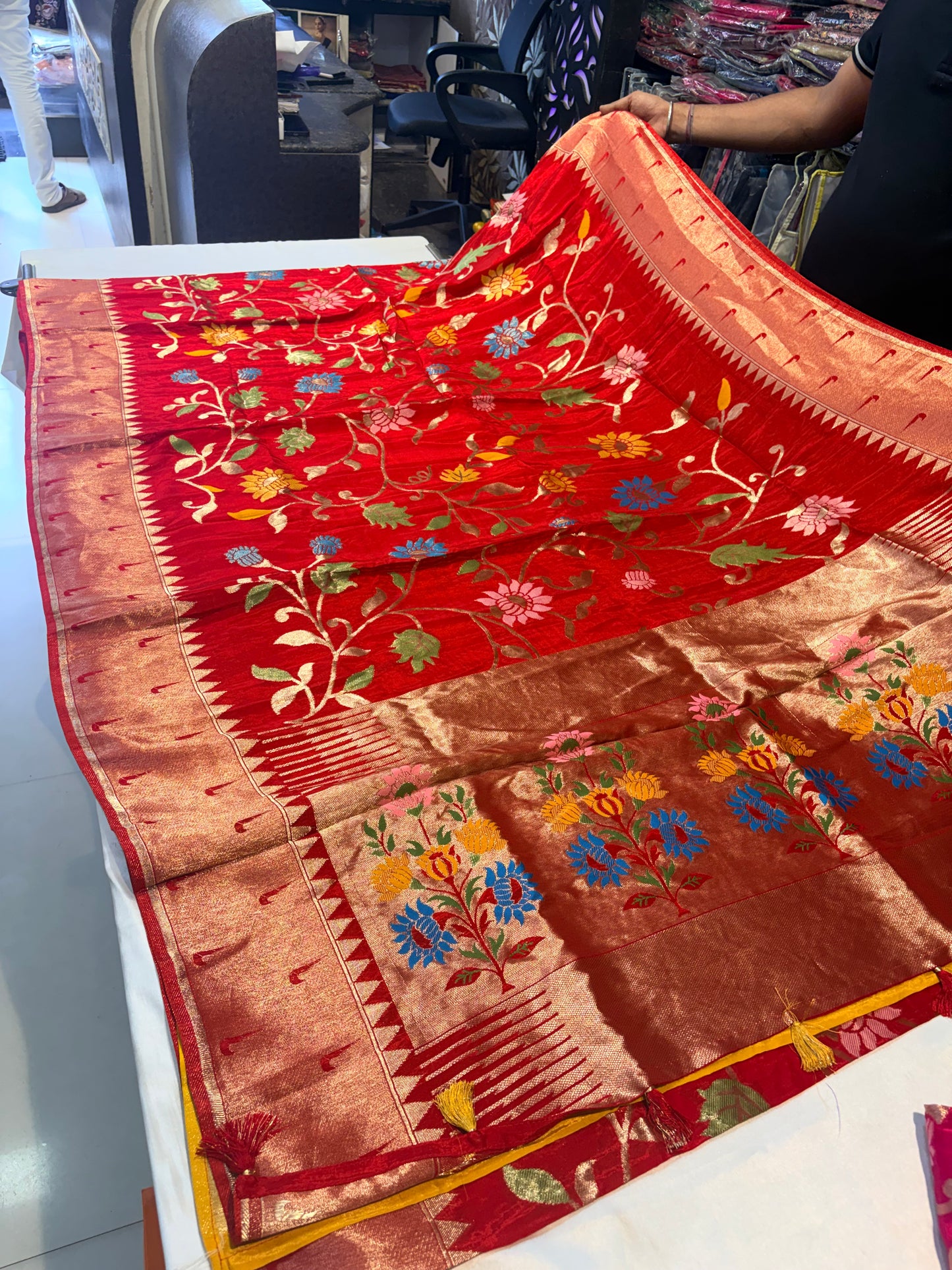 PREMIUM SOFT PAINTHANI IN HO SILK SAREE