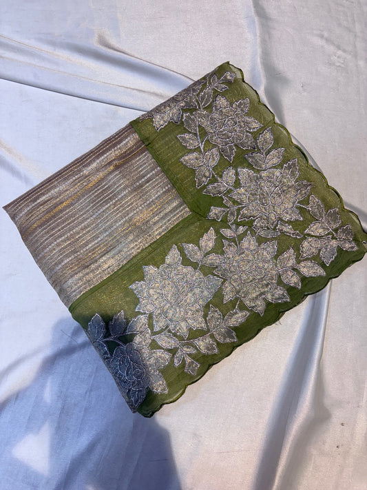 PREMIUM SOFT TISSUE WITH APPLIQUÉ WORK