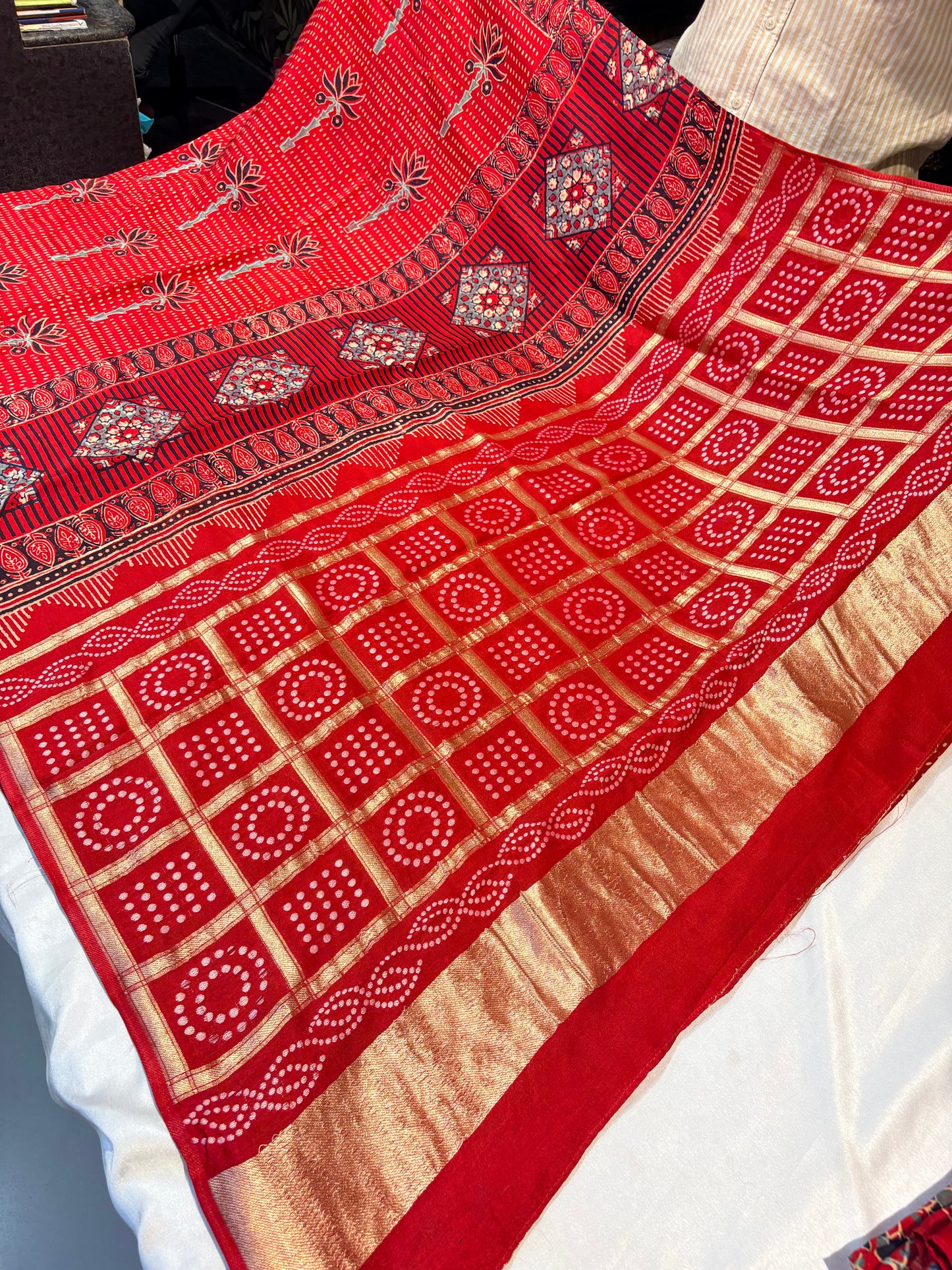 SOFT AJRAKH PRINTED MOUNGA SAREE