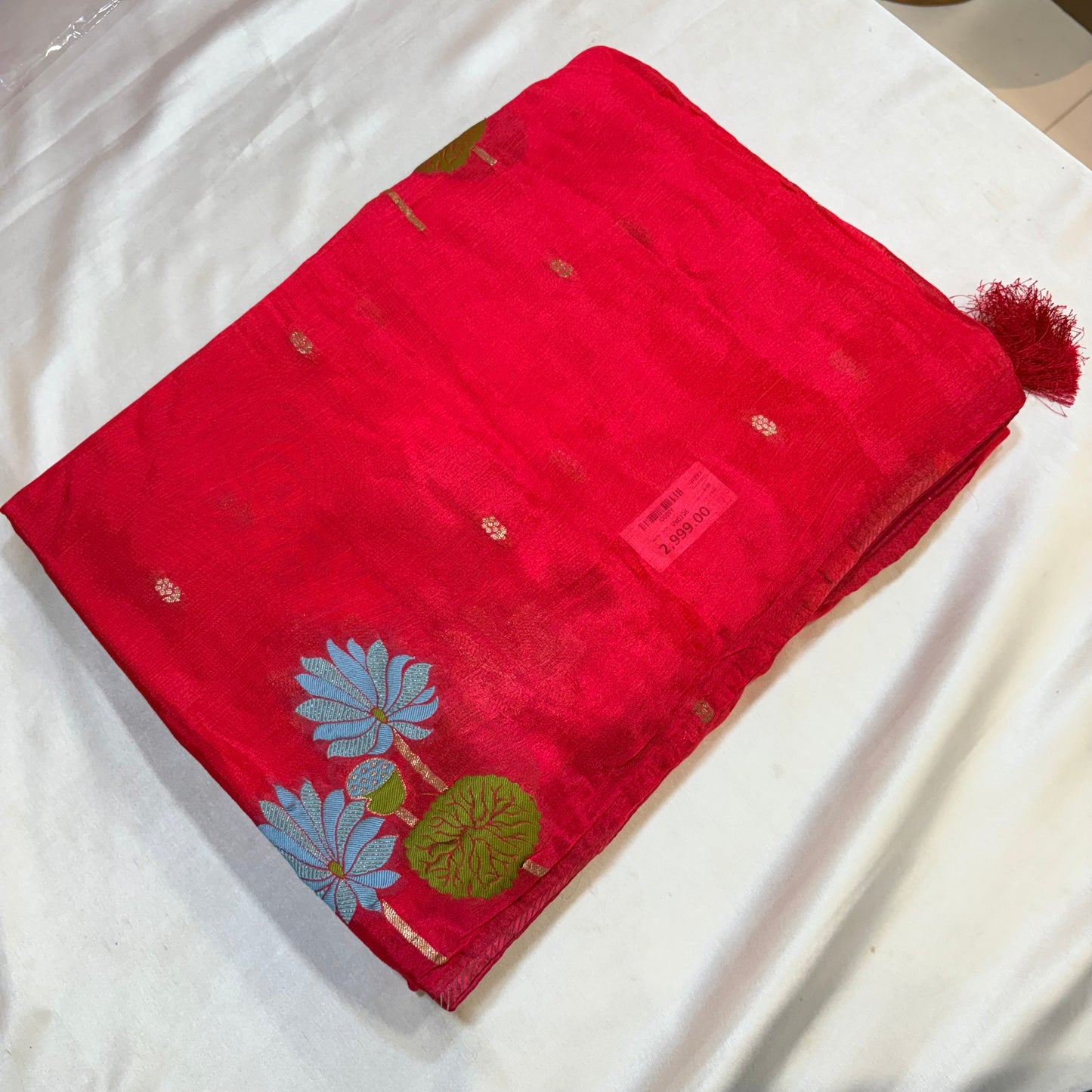PREMIUM KOLKATA CREAPE SAREE WITH MEENA BUTTA